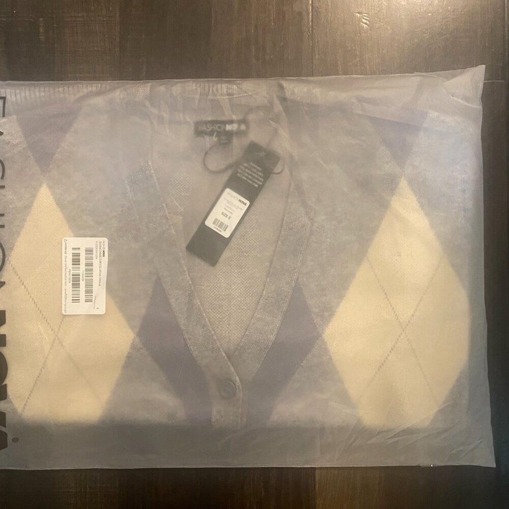 Fashion Nova Oversized Argyle Cardigan Size S - New - Picture 5 of 5